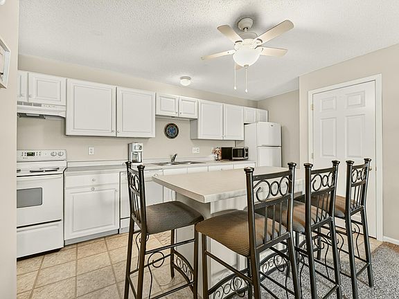 2nd image of 861 37th Ave NW Unit A