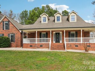 3659 Burton St, Sherrills Ford, NC 28673