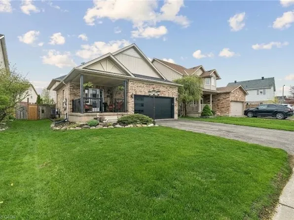 704 Russel Ct, Shelburne, ON L9V 3P4