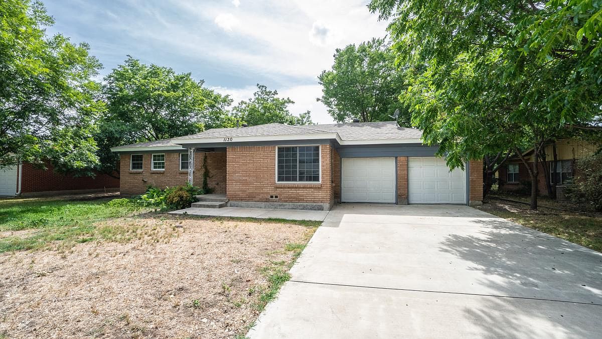 1130 Park Center St, Benbrook, TX 76126 | Zillow