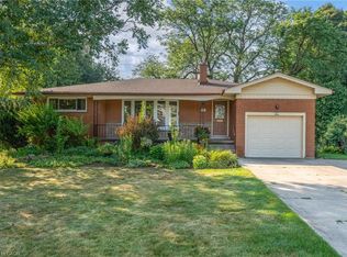 654 Hiawatha Blvd, Hamilton, ON L9G3A5