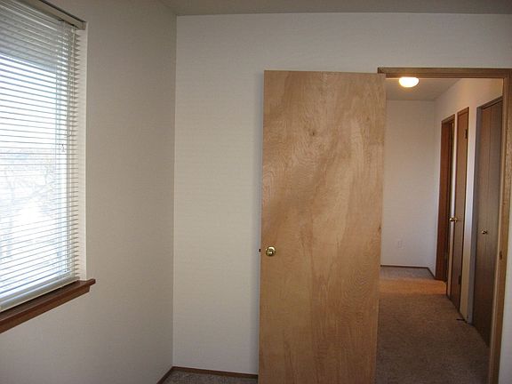 3rd image of 1051 SE 8th Ave APT C101
