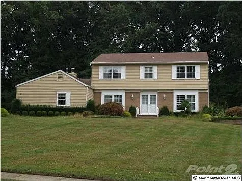 7 Manor Dr photo 1