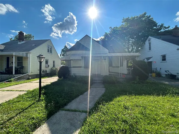 7785 Grandville Ave, Detroit, MI 48228