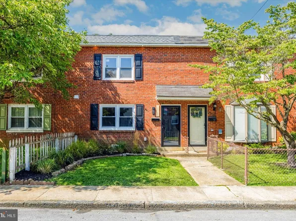 704 S Adams St, West Chester, PA 19382