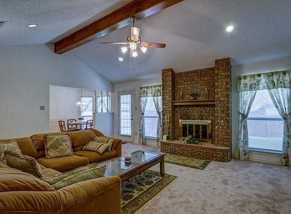 5th image of 6601 Darcy Ln