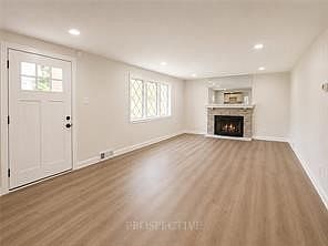 5th image of 334 Caperton St
