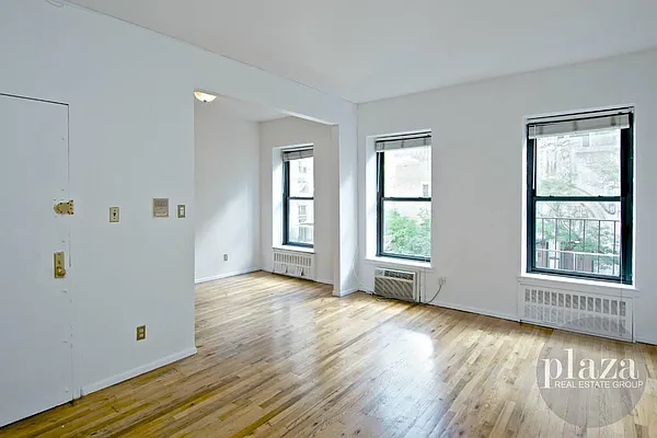 Rented by Plaza Real Estate Group | media 56