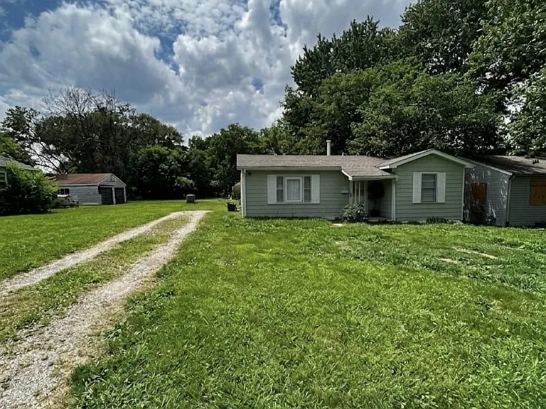 313 Green St — Photo 2