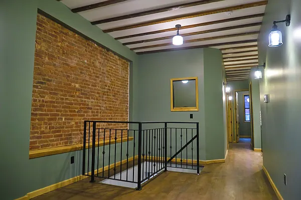 Rented by Big Square Realty LLC | media 50