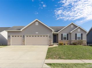 1042 Palisades Ln, Pacific, MO