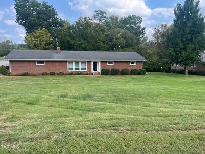 4001 Leaning Pine Rd, Kingsport, TN, 37660
