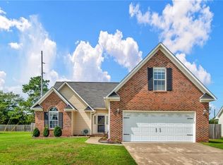 2320 Foster Gwin Ln, Fayetteville, NC 28304