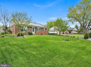 922 Marcia Ln, Lancaster, PA 17601