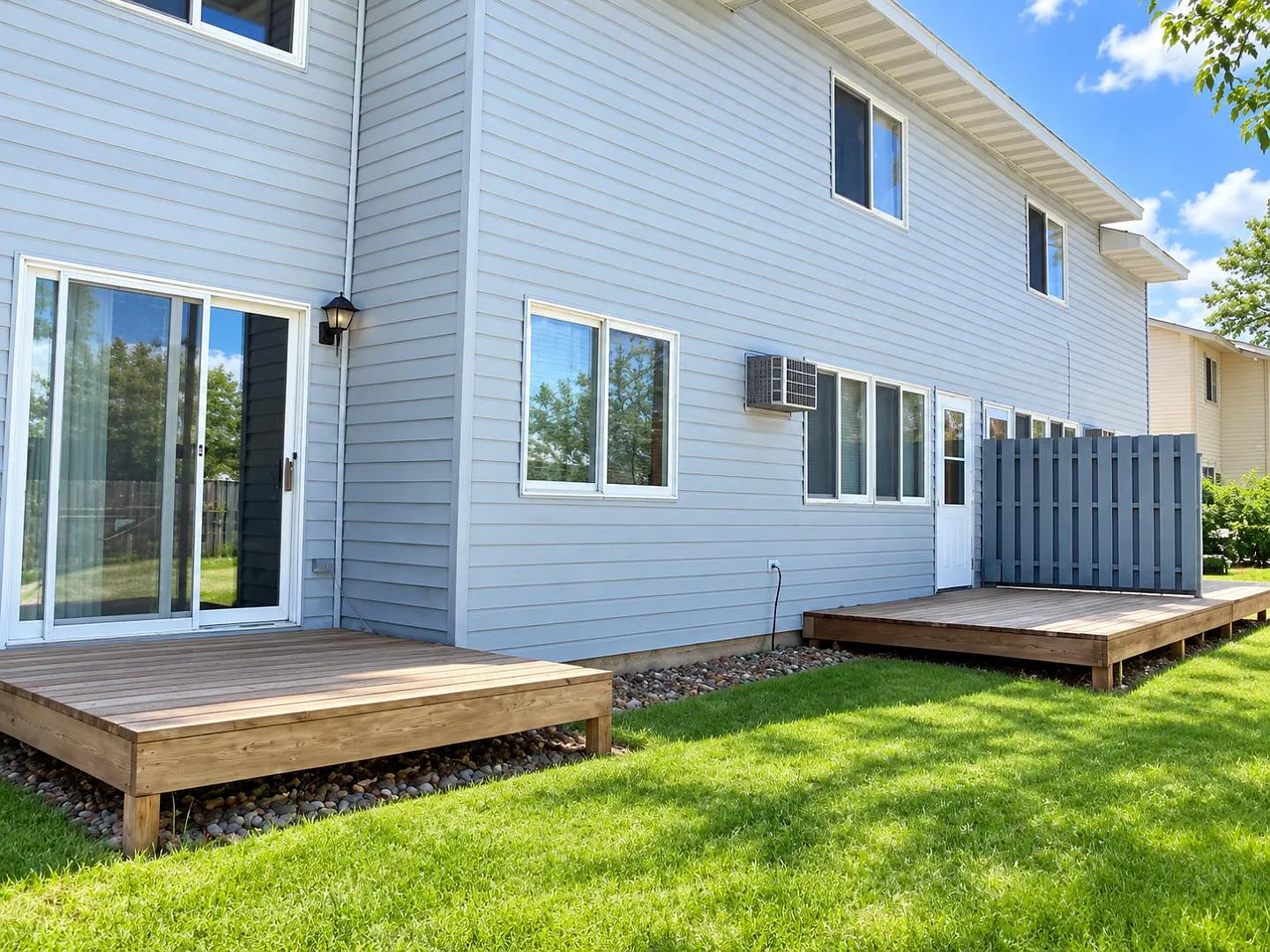 2 bed, $1,400 — Photo 3