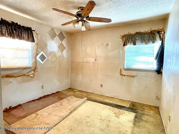 5th image of 403 NW 24th Ave