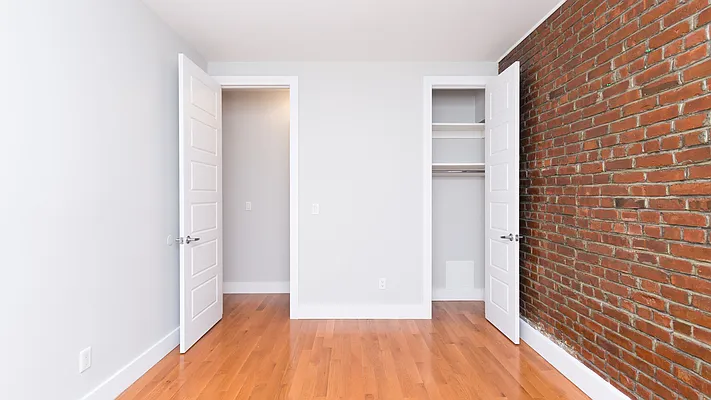 Rented by Nooklyn NYC LLC | media 34