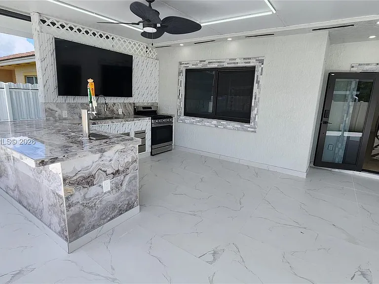 10752 SW 228th Ter — Photo 38