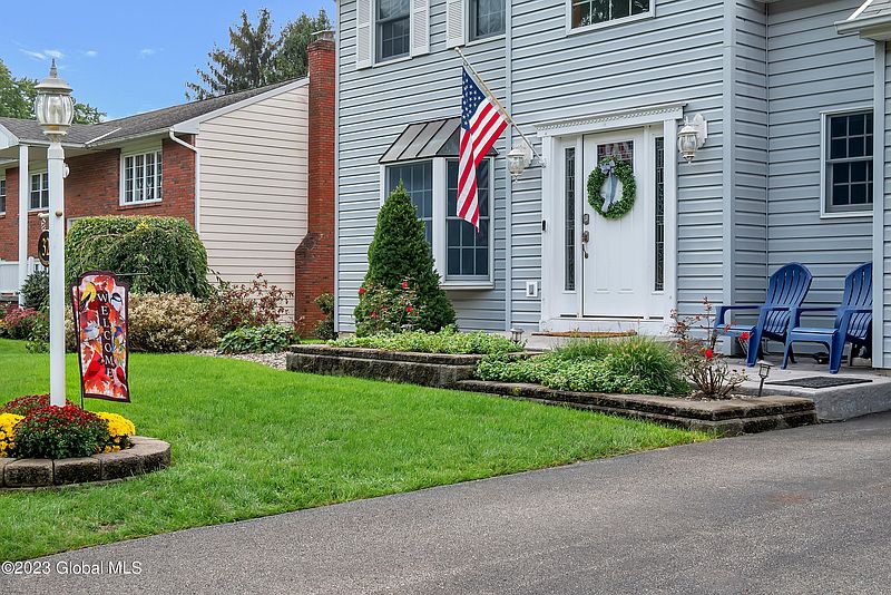 5th image of 32 Vandenburg Lane