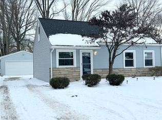 38300 Parkway Blvd, Willoughby, OH 44094
