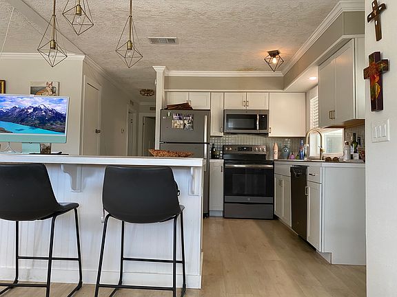 5th image of 2871 Bay Aristocrat Dr