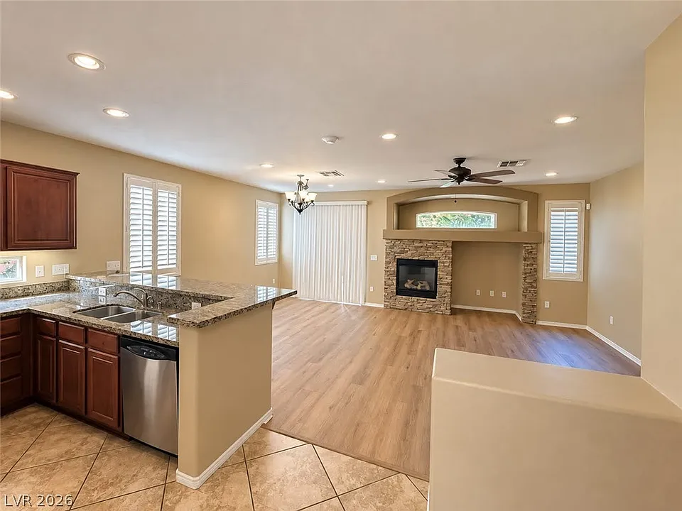 10433 Valaris Ct