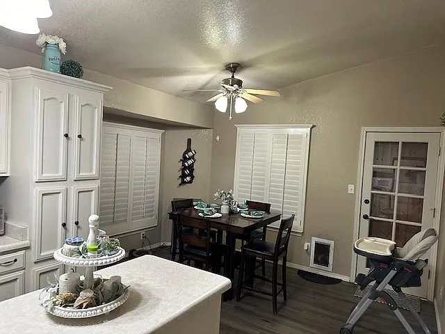 14048 Lago Seco Dr — Photo 7