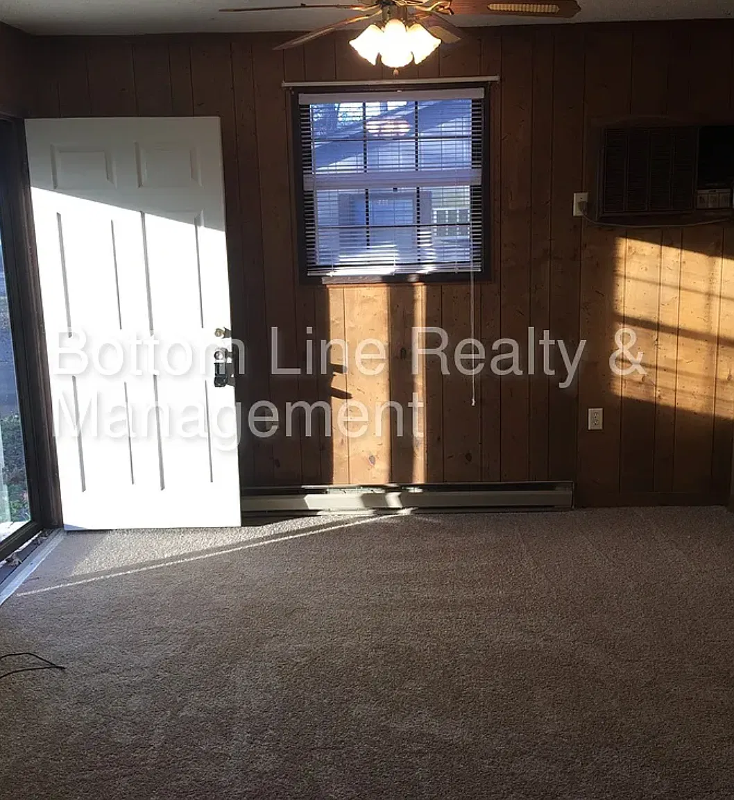 3 bed, 1120 sqft, $1,450 — Photo 4