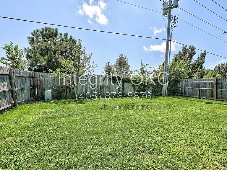7200 NW 115th St — Photo 26