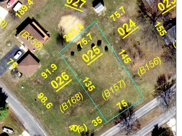 157 Holiday Dr, Edwardsville, IL 62025