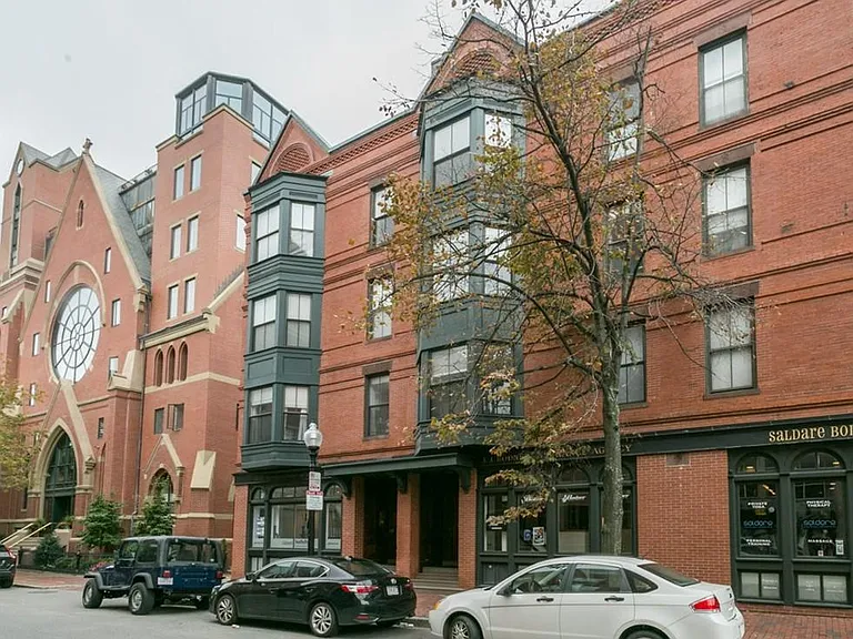 6 Clarendon St #302 — Photo 18