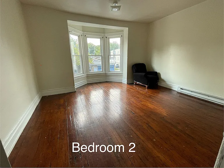 207 N 4th St #2 — Photo 7
