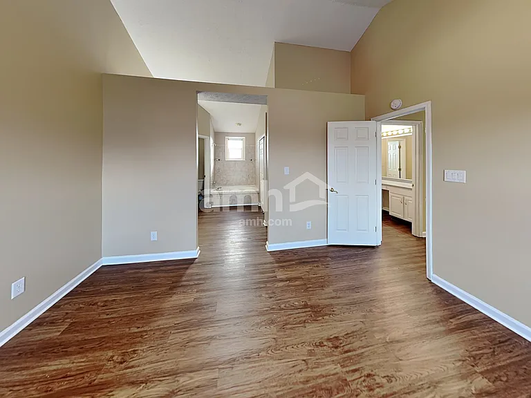 198 Easton Point Way — Photo 13