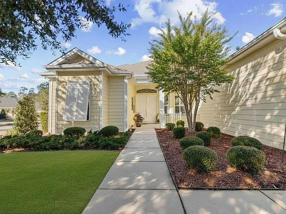 2nd image of 135 Sugar Loaf Ln. Corner Lot