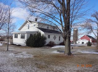 N8211 Vandenheuvel Rd, Seymour, WI 54165