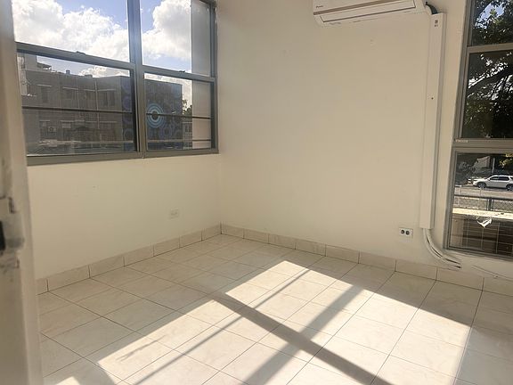 5th image of 1412 Calle Americo Fls #201