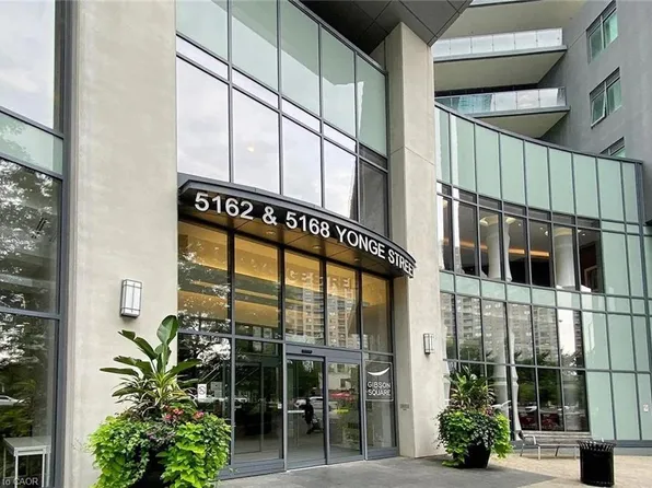 5168 Yonge St #3207, Toronto, ON M2N 0G1