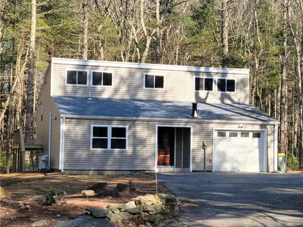 37 Fanning Ln, Smithfield, RI 02828