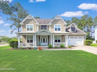 141 Saltwater Landing Dr, Hampstead, NC 28443