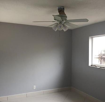 5th image of 704 NE 23rd Ave #2