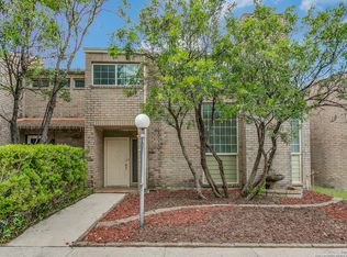 8925 Willmon Way, Windcrest, TX 78239