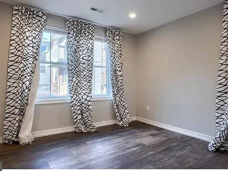 528 S 5th St #2R — Photo 12