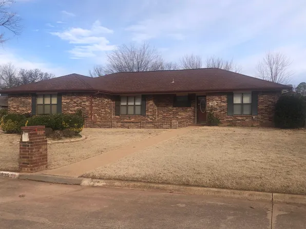 2025 Crestline Dr, Duncan, OK 73533