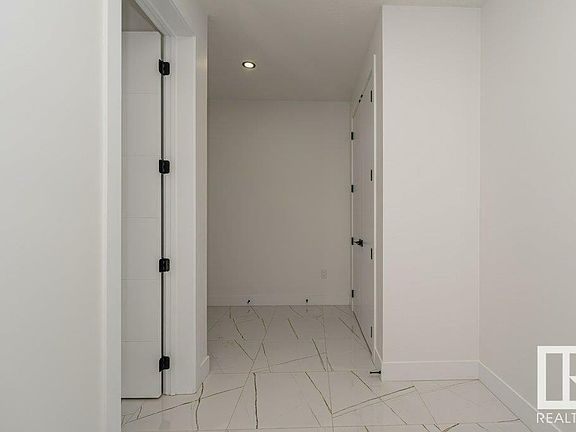 5th image of 15019 14th St NW