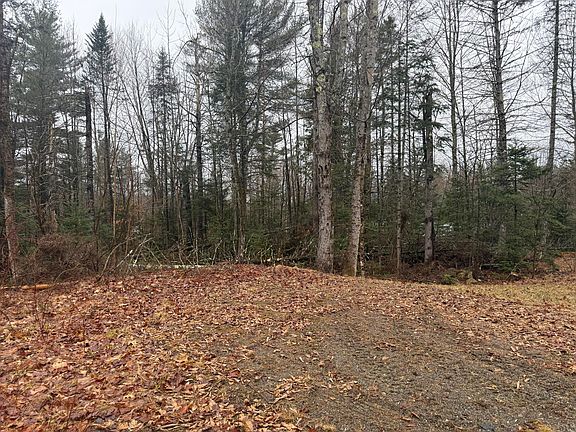 3rd image of 1373 Bailey Road