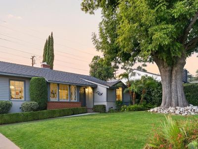 4563 Loma Vista Dr, La Canada Flintridge, CA, 91011