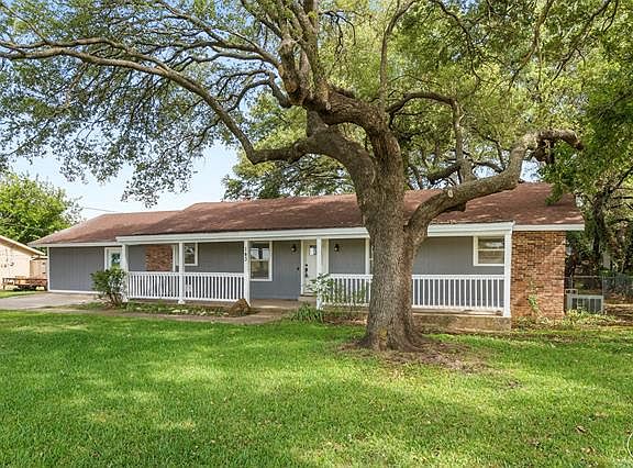 2nd image of 143 Longhorn Dr