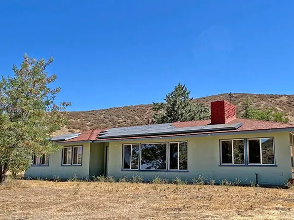 9645 Elizabeth Lake Rd, Leona Valley, CA 93551
