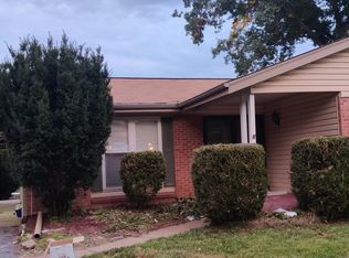 2226 Aventine Dr, Fenton, MO 63026