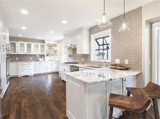 1050 Lakemont Trce, Roswell, GA 30075